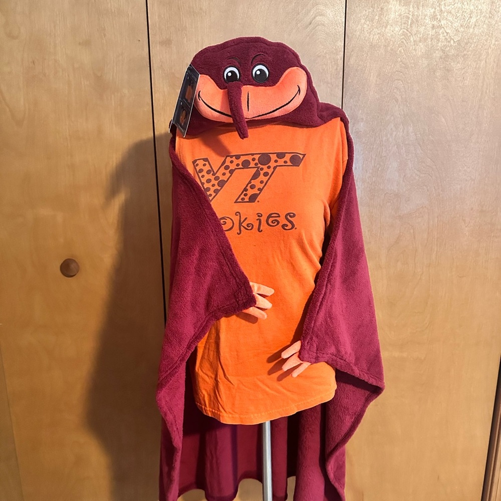 VA Tech VTHooded Blanket NWT